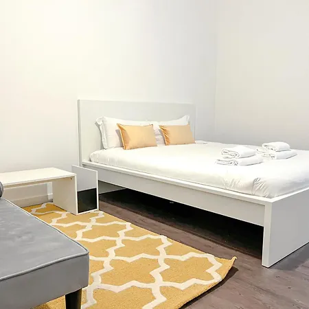 Navigli Retreat